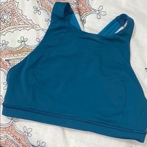 Lululemon sports bra